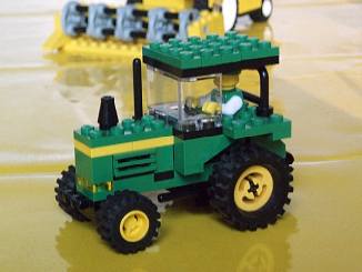 LegoJonny1.jpg (13148 Byte)