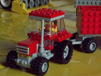 LegoSchlueter3.jpg (14564 Byte)